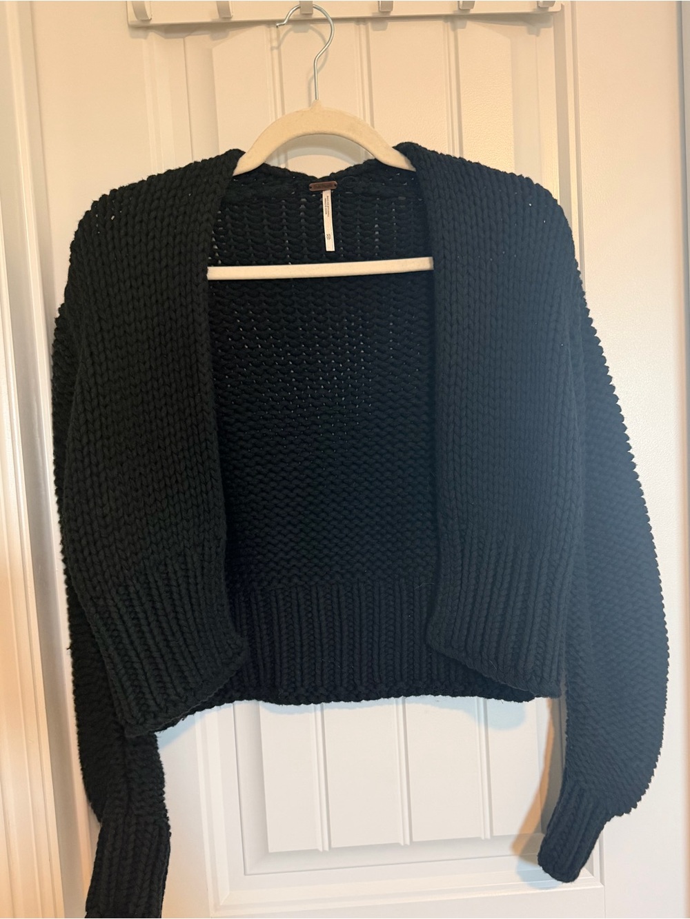 Free people Black Chunky Open-Front cropped Knit Cardigan size XS